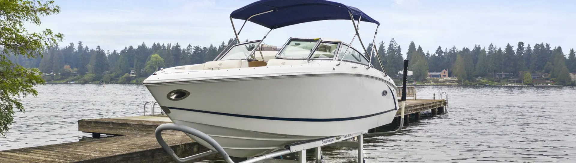 Benefits of Freestanding Hydraulic Boat Lifts featured image